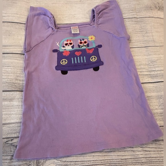 GYMBOREE Purple girls Shirt with Fun Car Design/size 8 - Picture 1 of 6